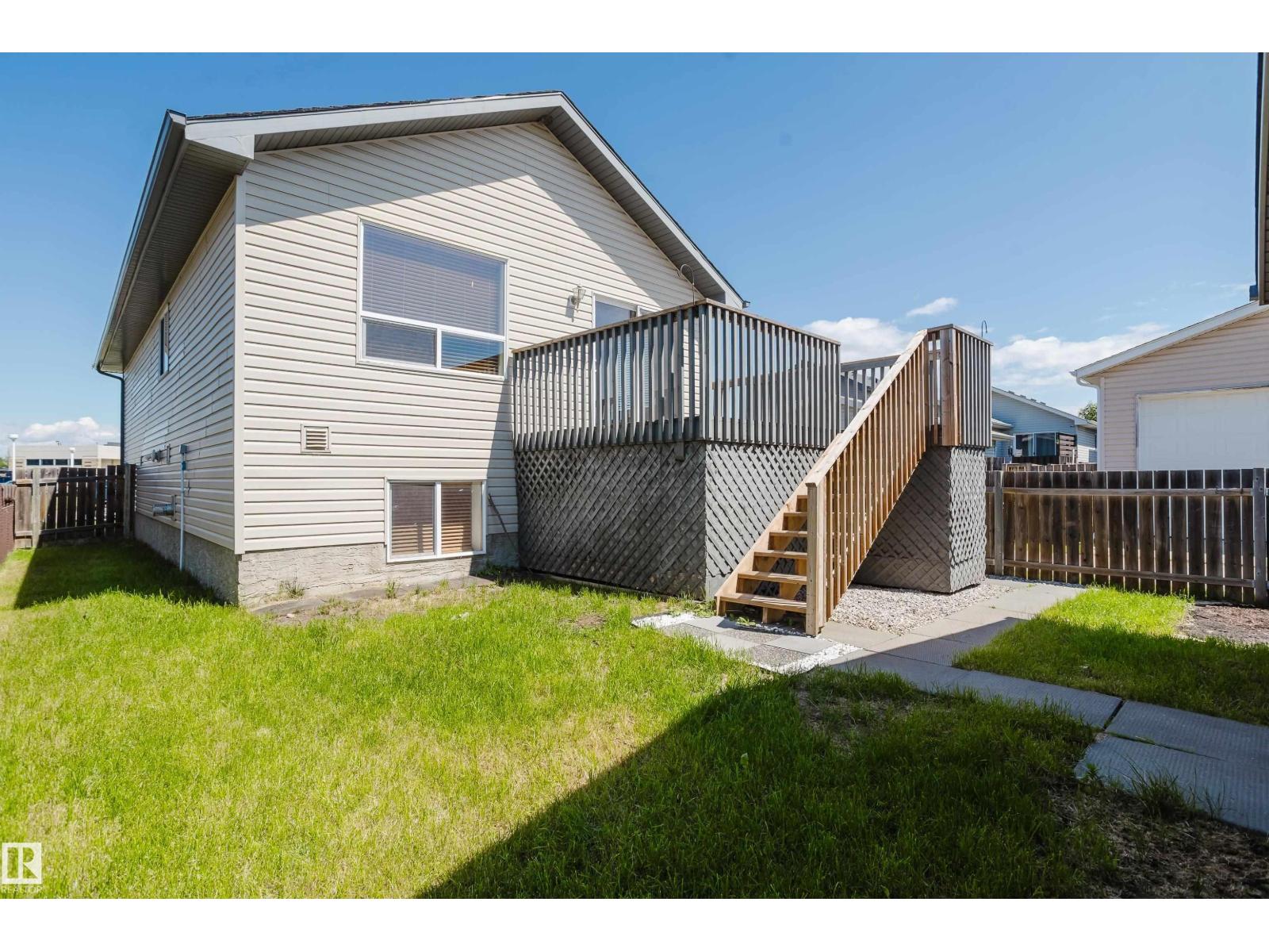 4610 SOUTH PARK DR — photo 39
