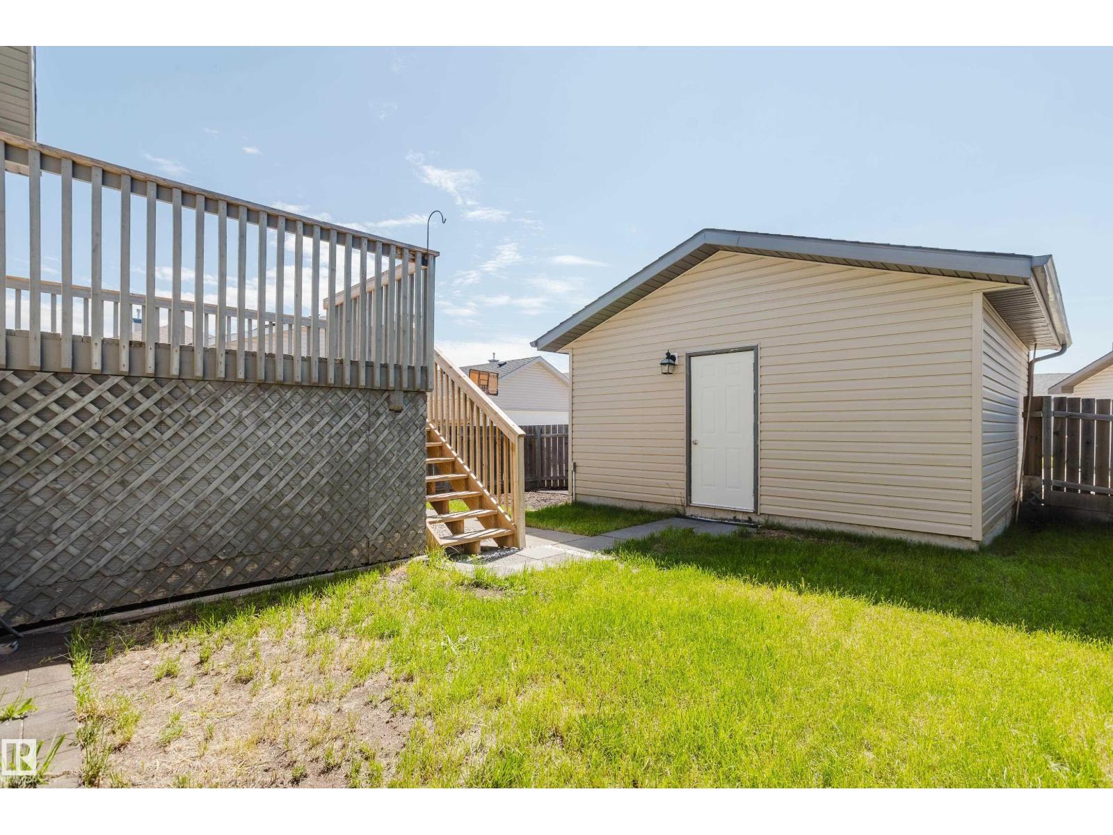 4610 SOUTH PARK DR — photo 40