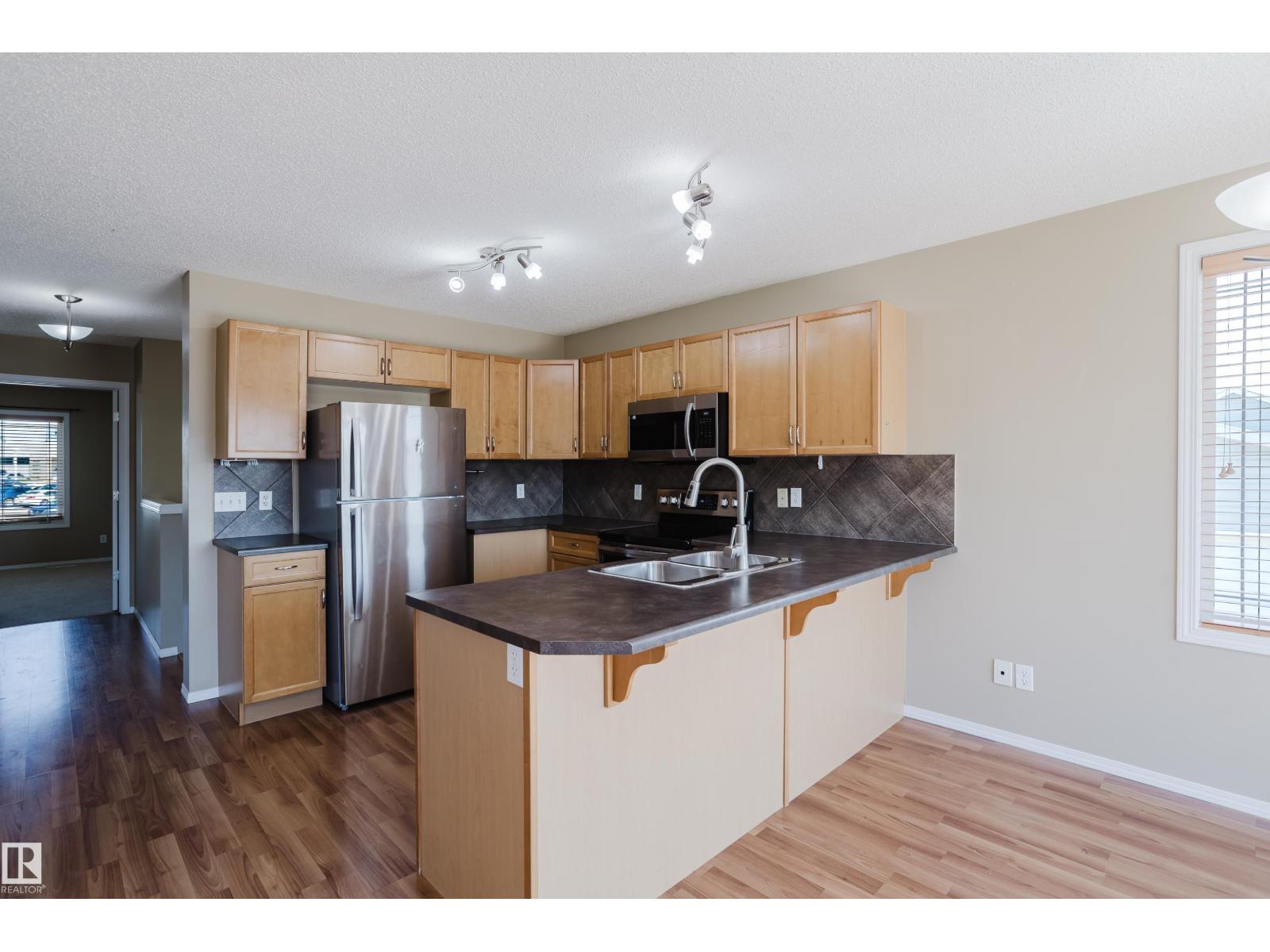 4610 SOUTH PARK DR — photo 7