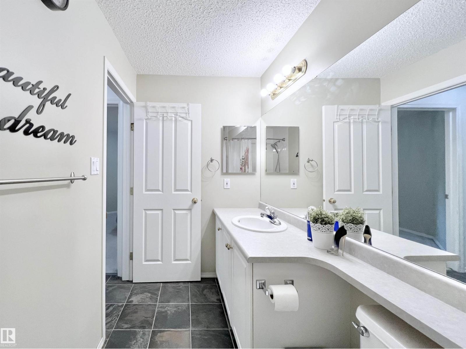 #110 10511 42 AV NW - 24
