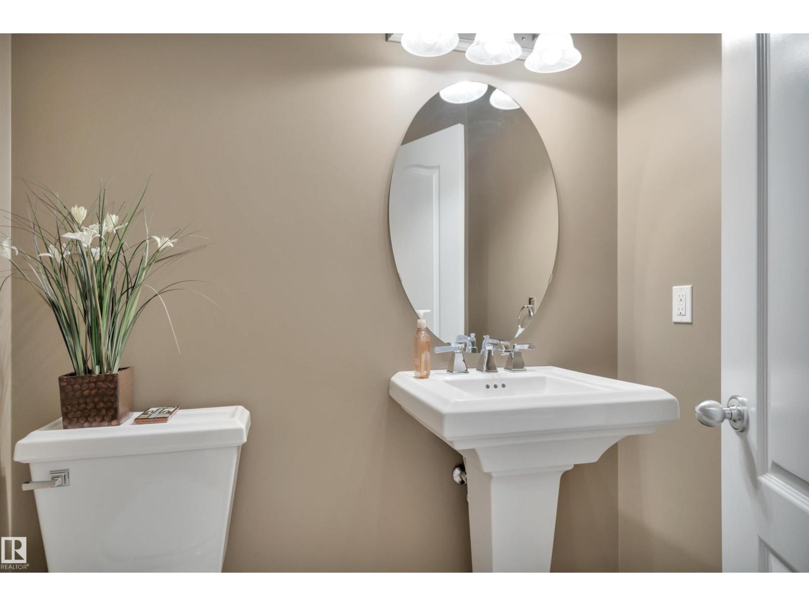 38 SHORES DR - 38