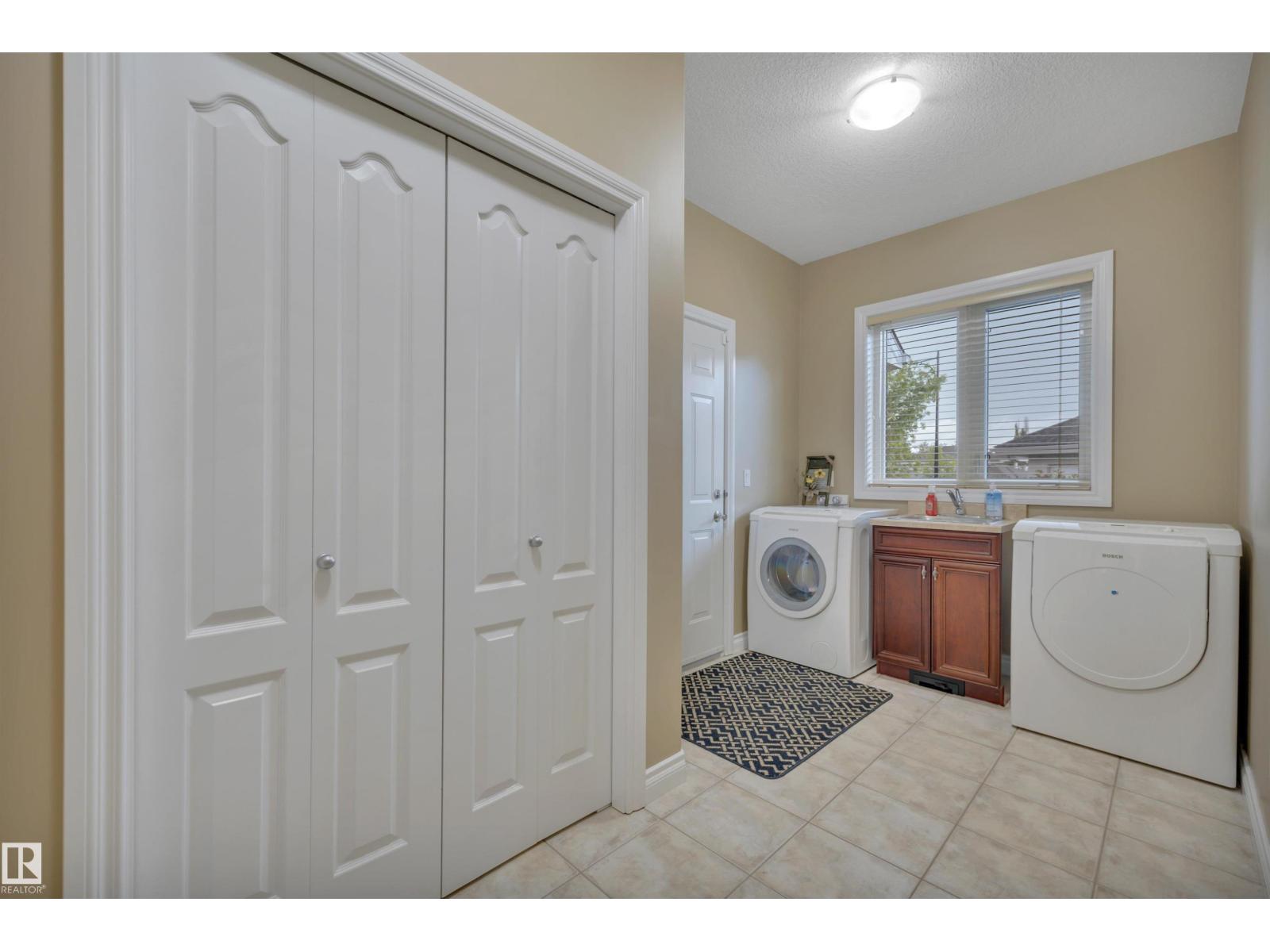 38 SHORES DR - 39