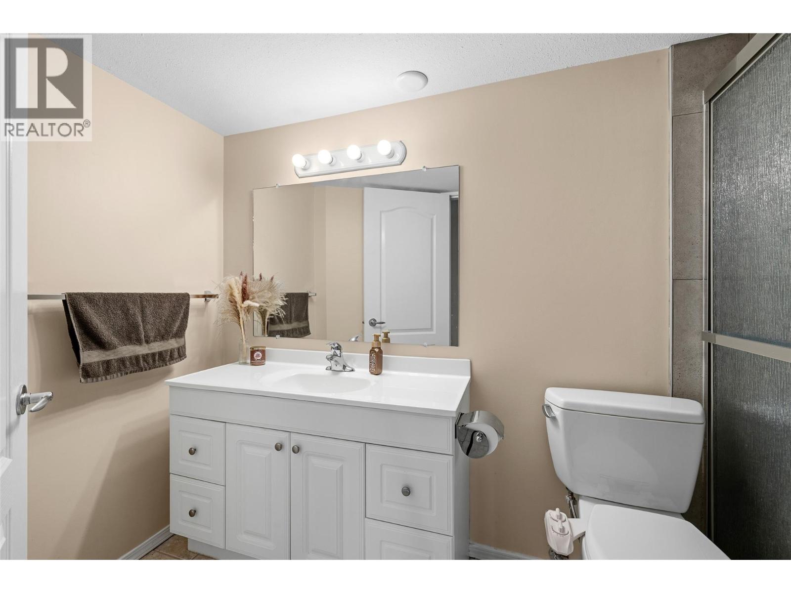 2060 Spyglass Way - 35