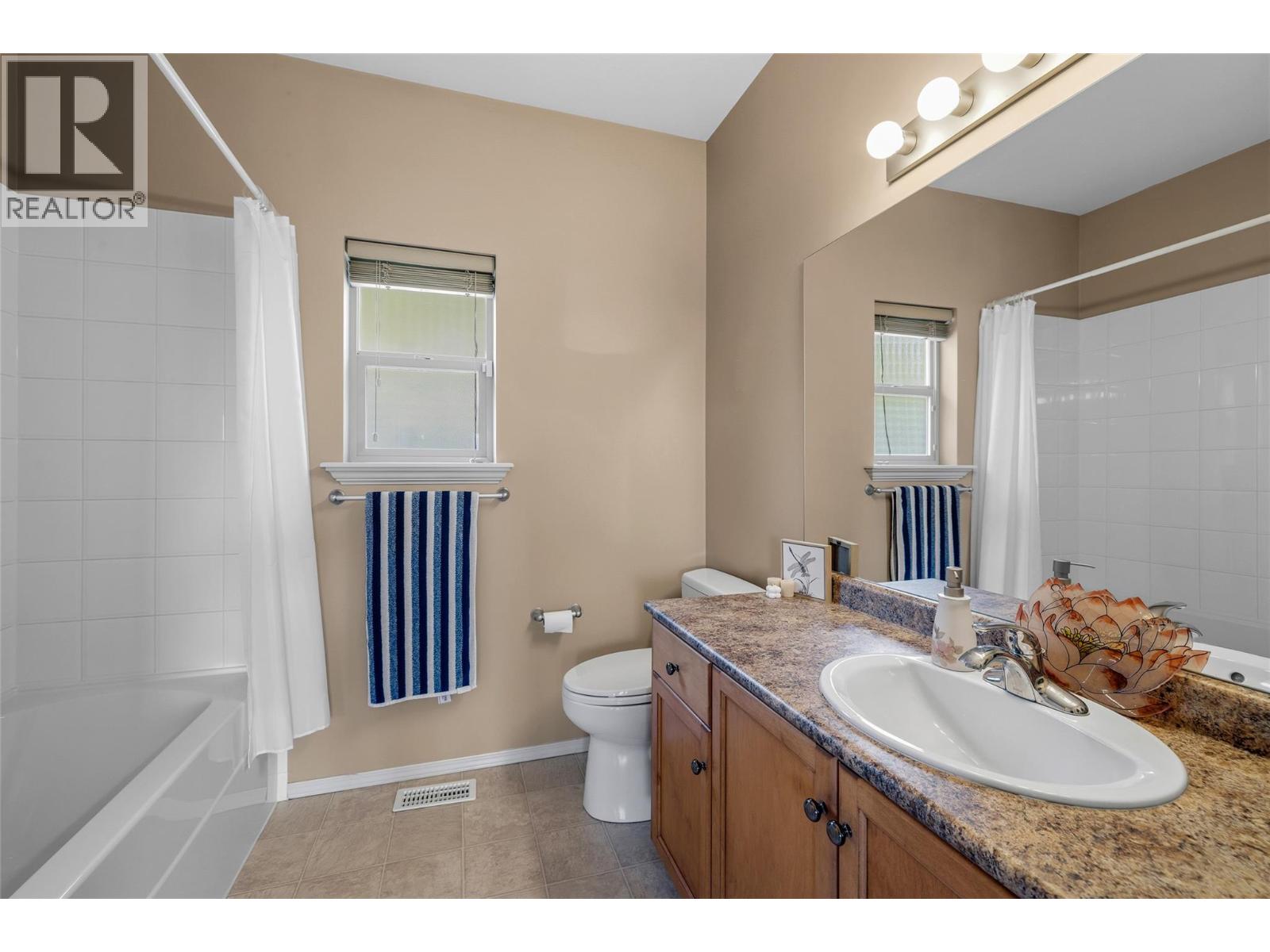2060 Spyglass Way - 30