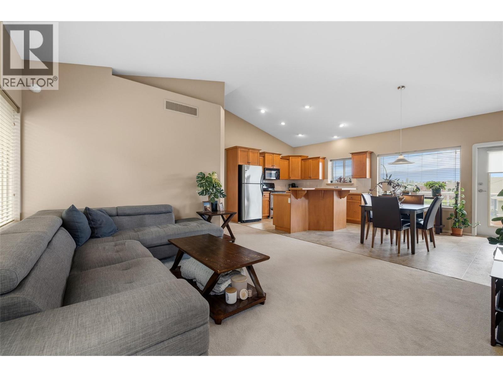 2060 Spyglass Way - 15