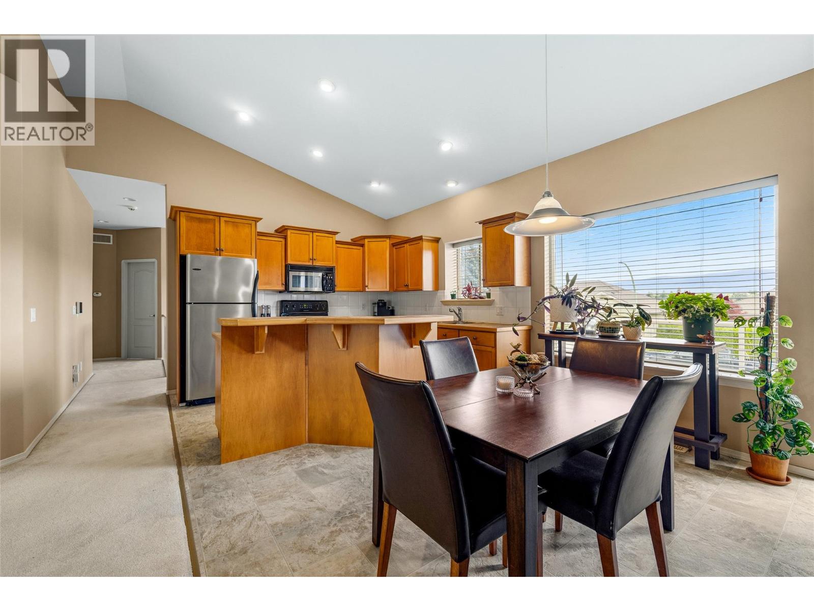2060 Spyglass Way - 8