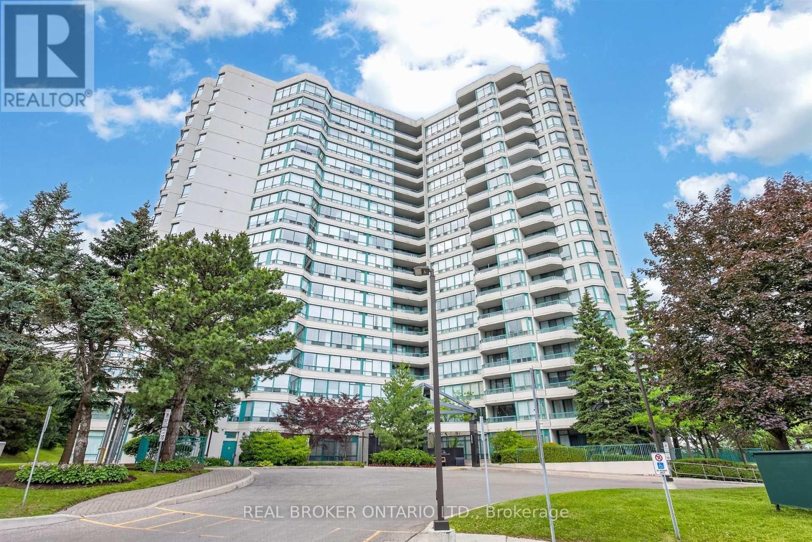 Photo of 501 - 7250 YONGE STREET