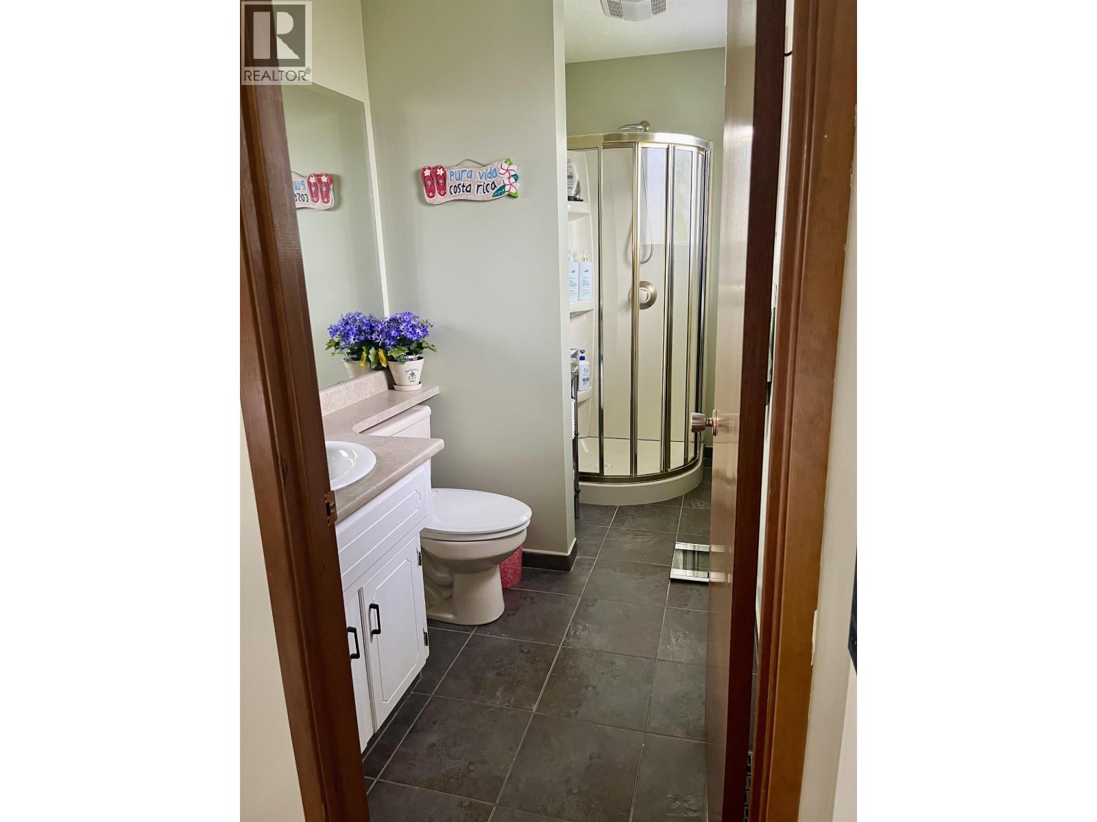 Photo 10 of 21 — 796 SELWYN CRESCENT · Prince George, BC