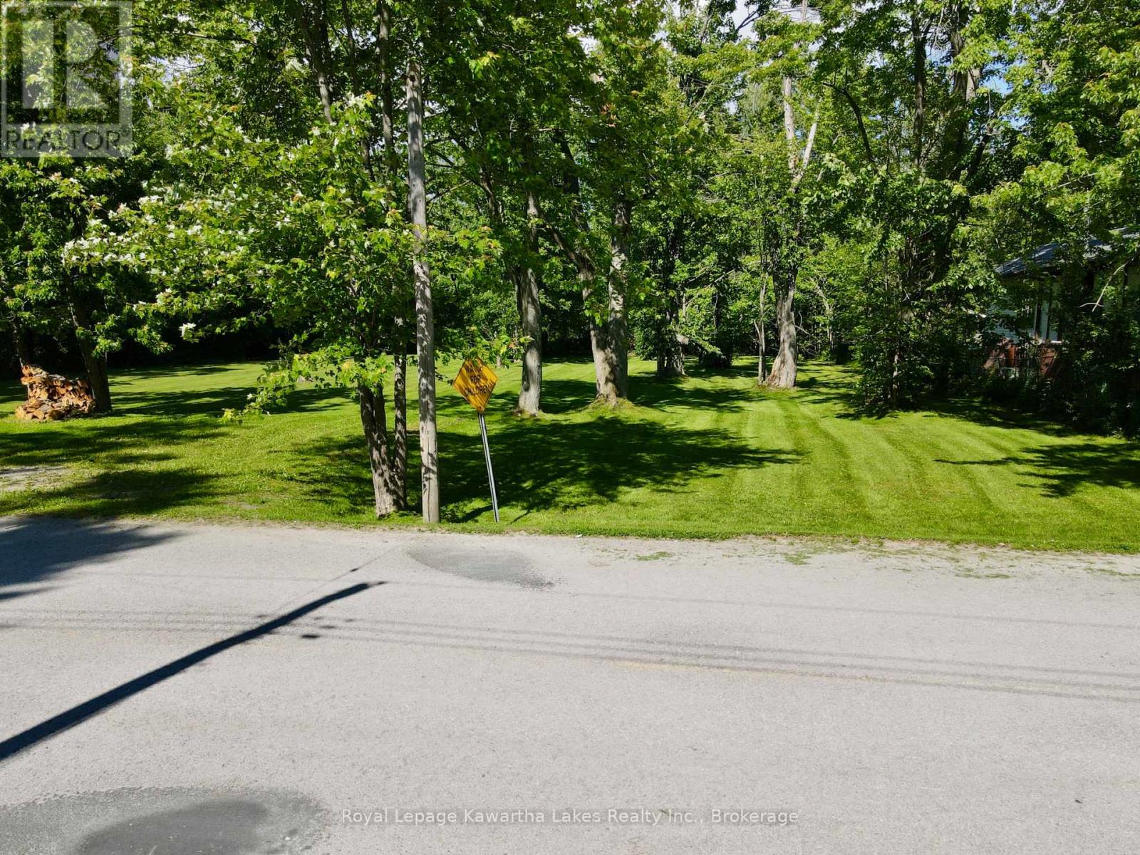 2636+ LAKESHORE DRIVE - 24