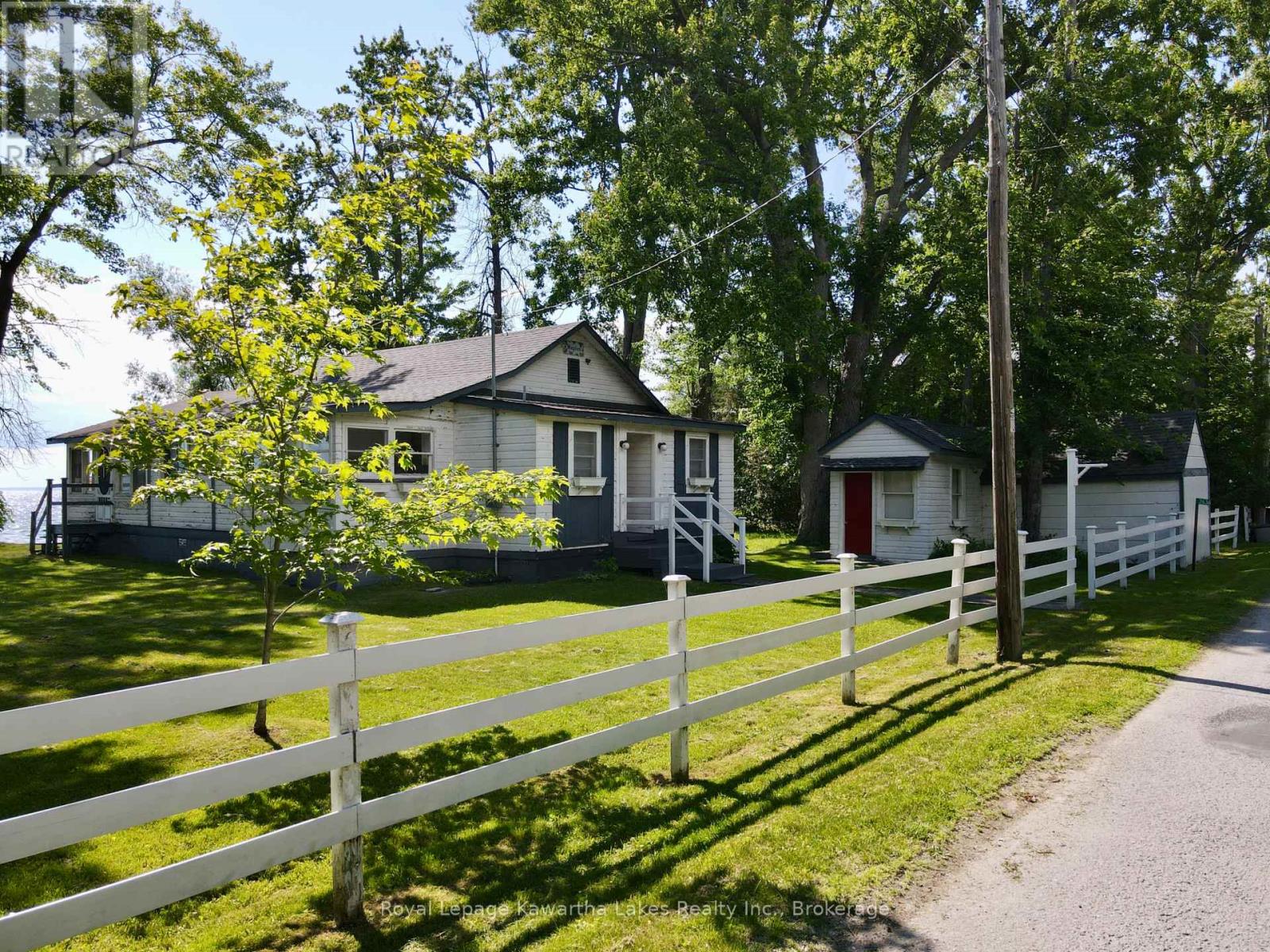 2636+ LAKESHORE DRIVE - 21