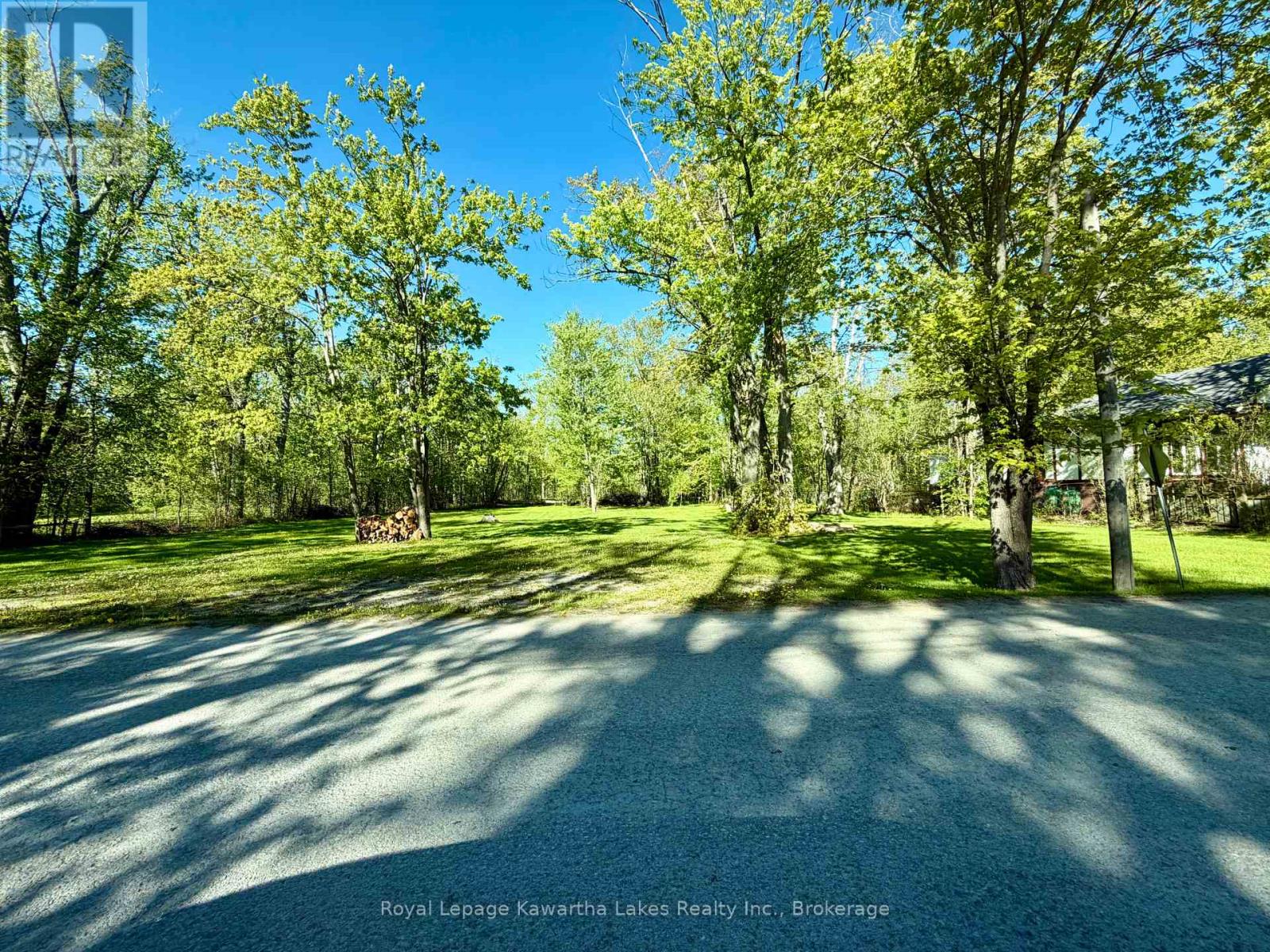2636+ LAKESHORE DRIVE - 23