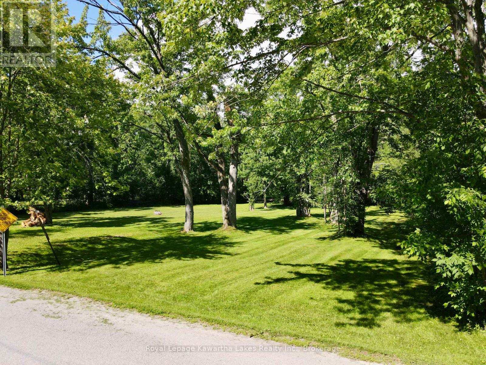 2636+ LAKESHORE DRIVE - 25