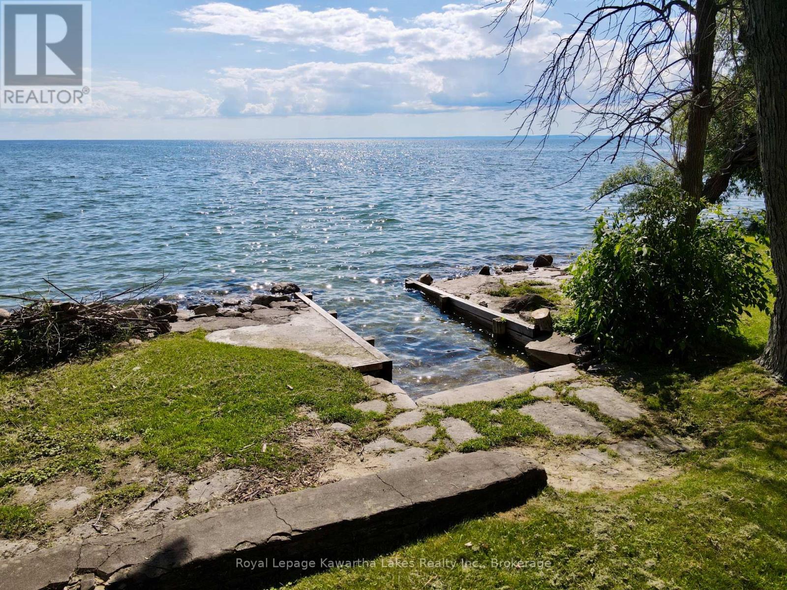 2636+ LAKESHORE DRIVE - 35