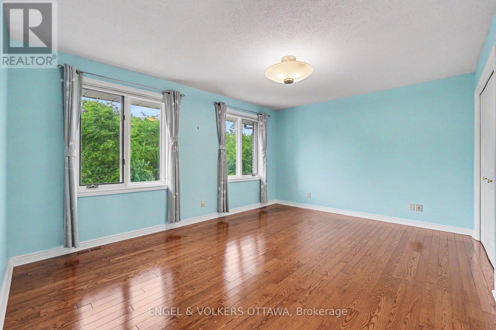 4 Bed, 3 Bath House for Sale in Ottawa – 2025 SIXTH LINE ROAD N, Ottawa – MLS# X13483888 - Image 37