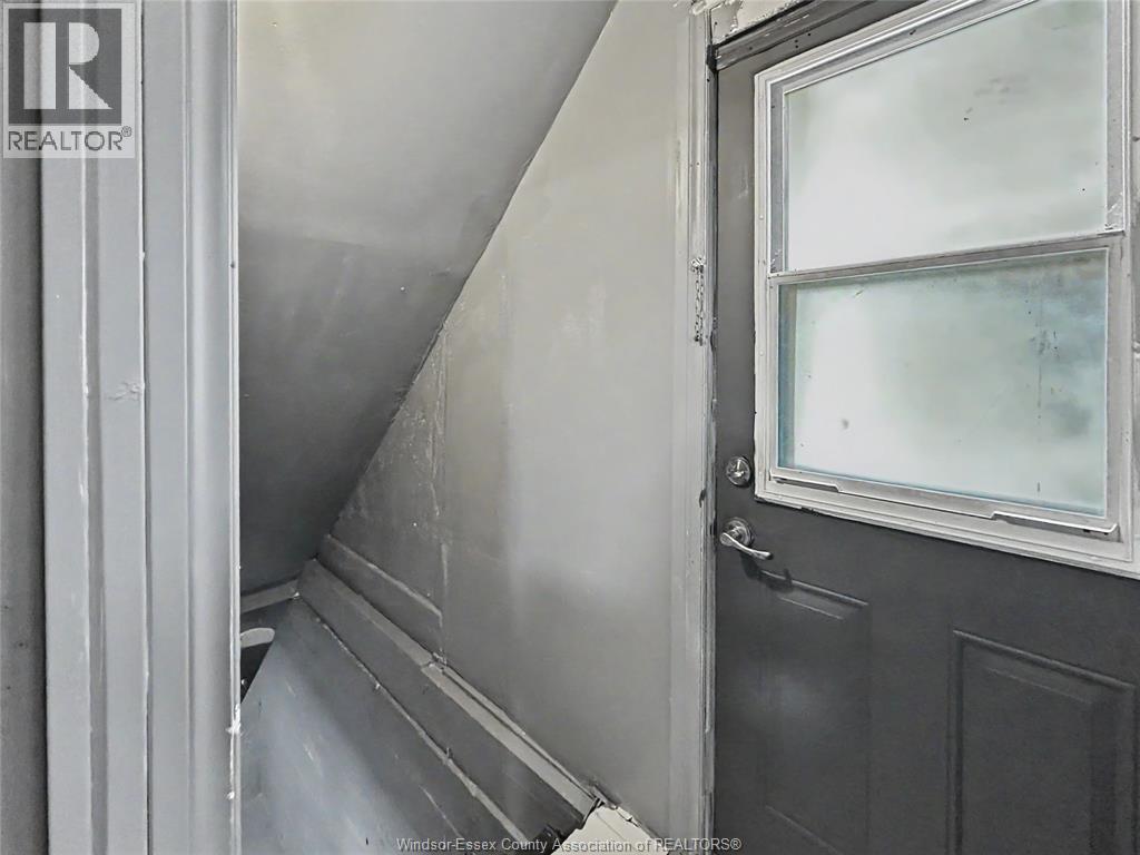 800-808 SHEPHERD STREET East - 13