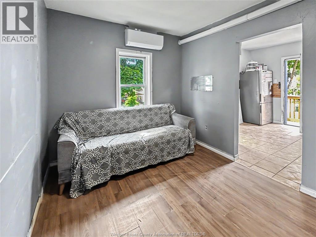 800-808 SHEPHERD STREET East - 25