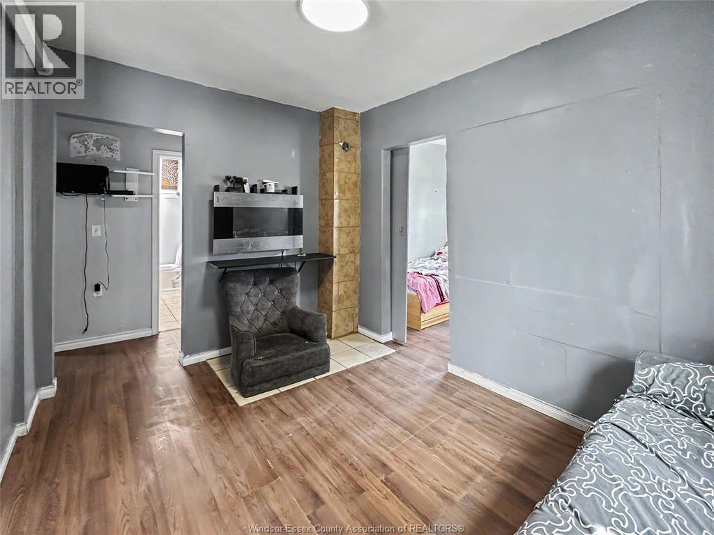 800-808 SHEPHERD STREET East - 26