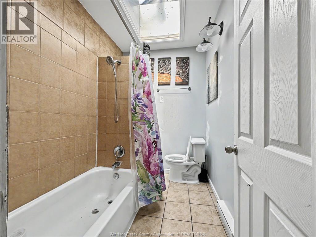 800-808 SHEPHERD STREET East - 30