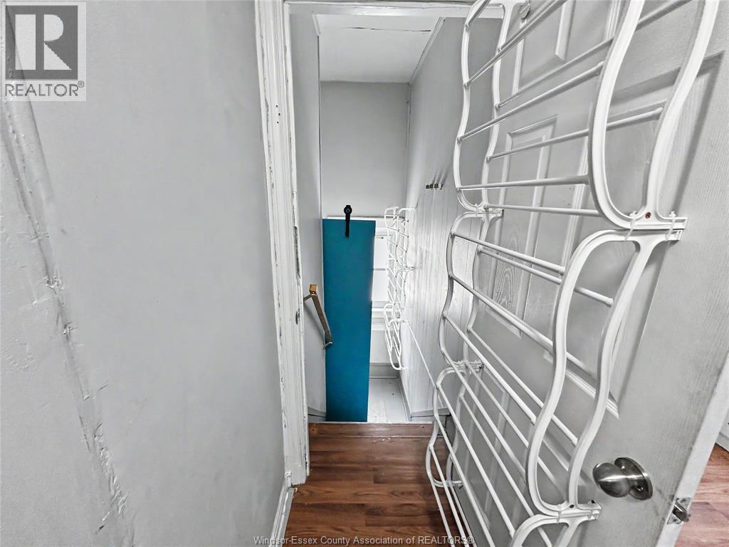 800-808 SHEPHERD STREET East - 33
