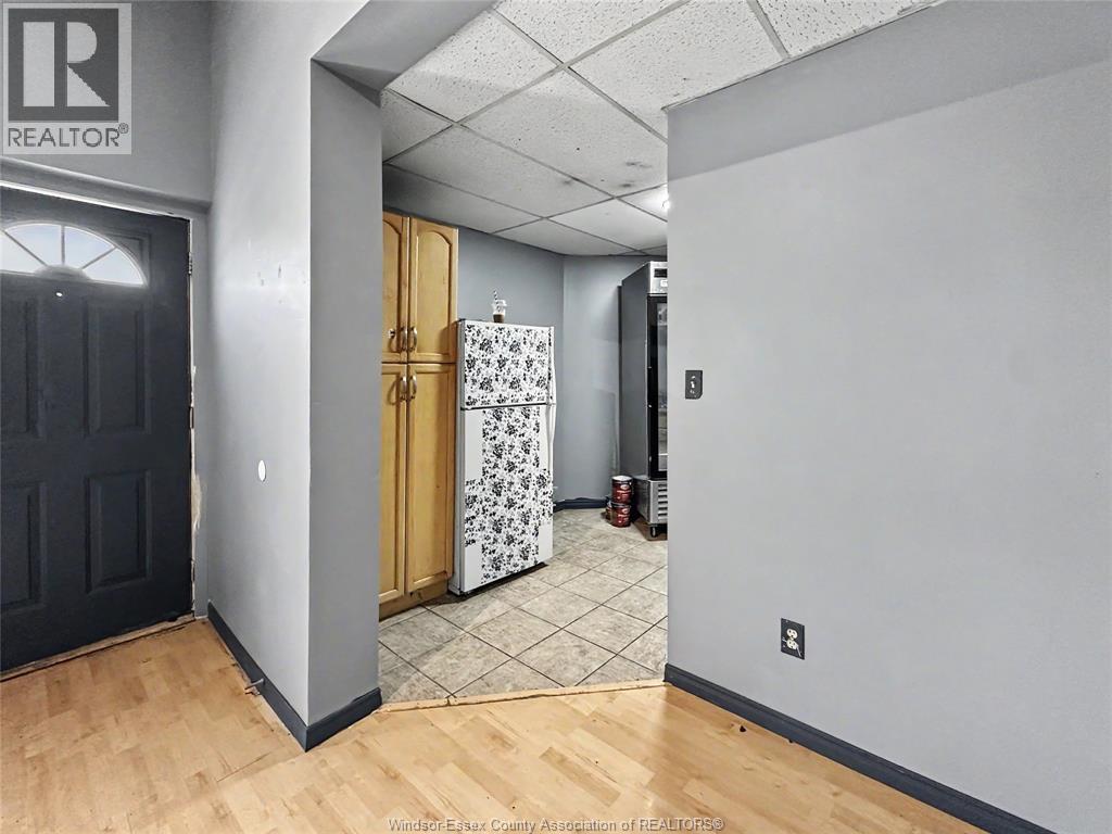 800-808 SHEPHERD STREET East - 7