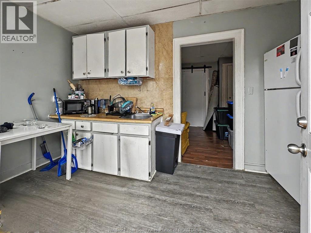 800-808 SHEPHERD STREET East - 42