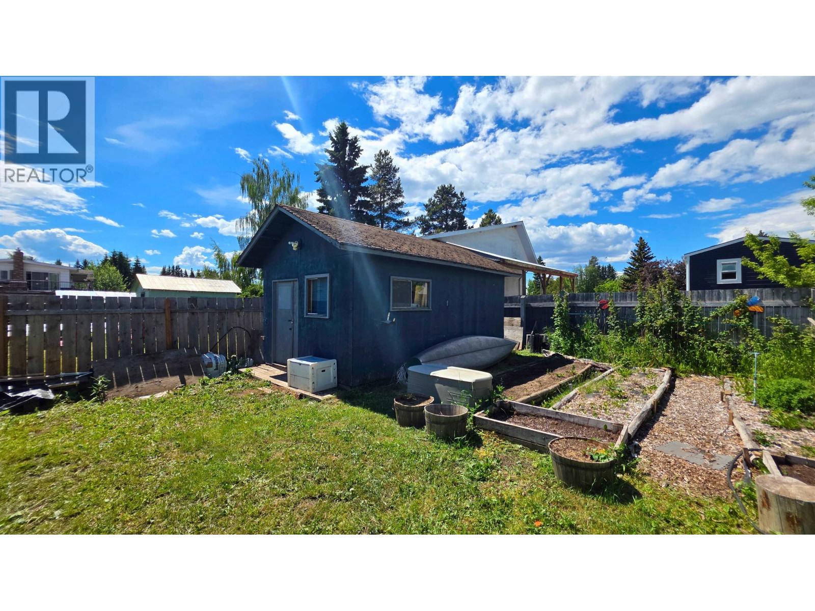 2585 DOMINION AVENUE - 34