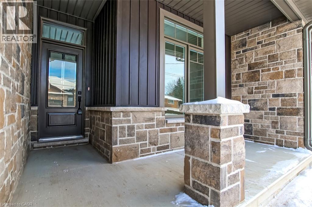 2-bedroom home for sale at 51 NORFOLK Street, Waterford ON · photo 1 of 26