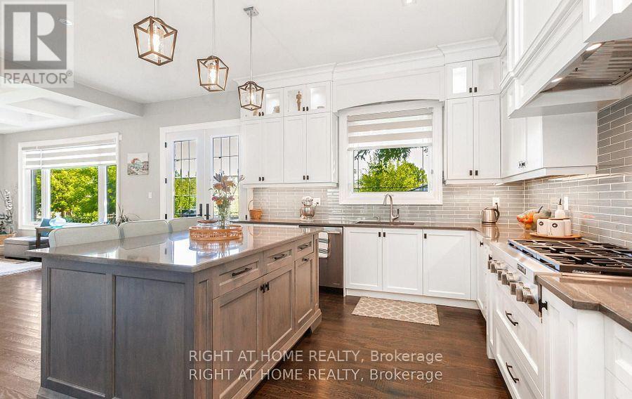 1220 MEREDITH AVENUE - 14
