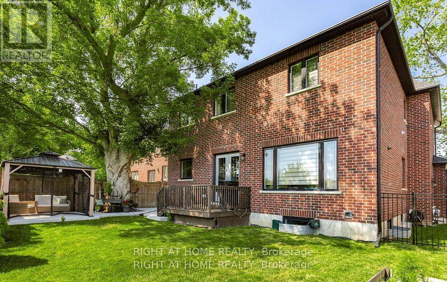 1220 MEREDITH AVENUE - 39
