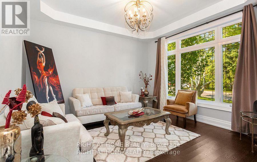 1220 MEREDITH AVENUE - 6