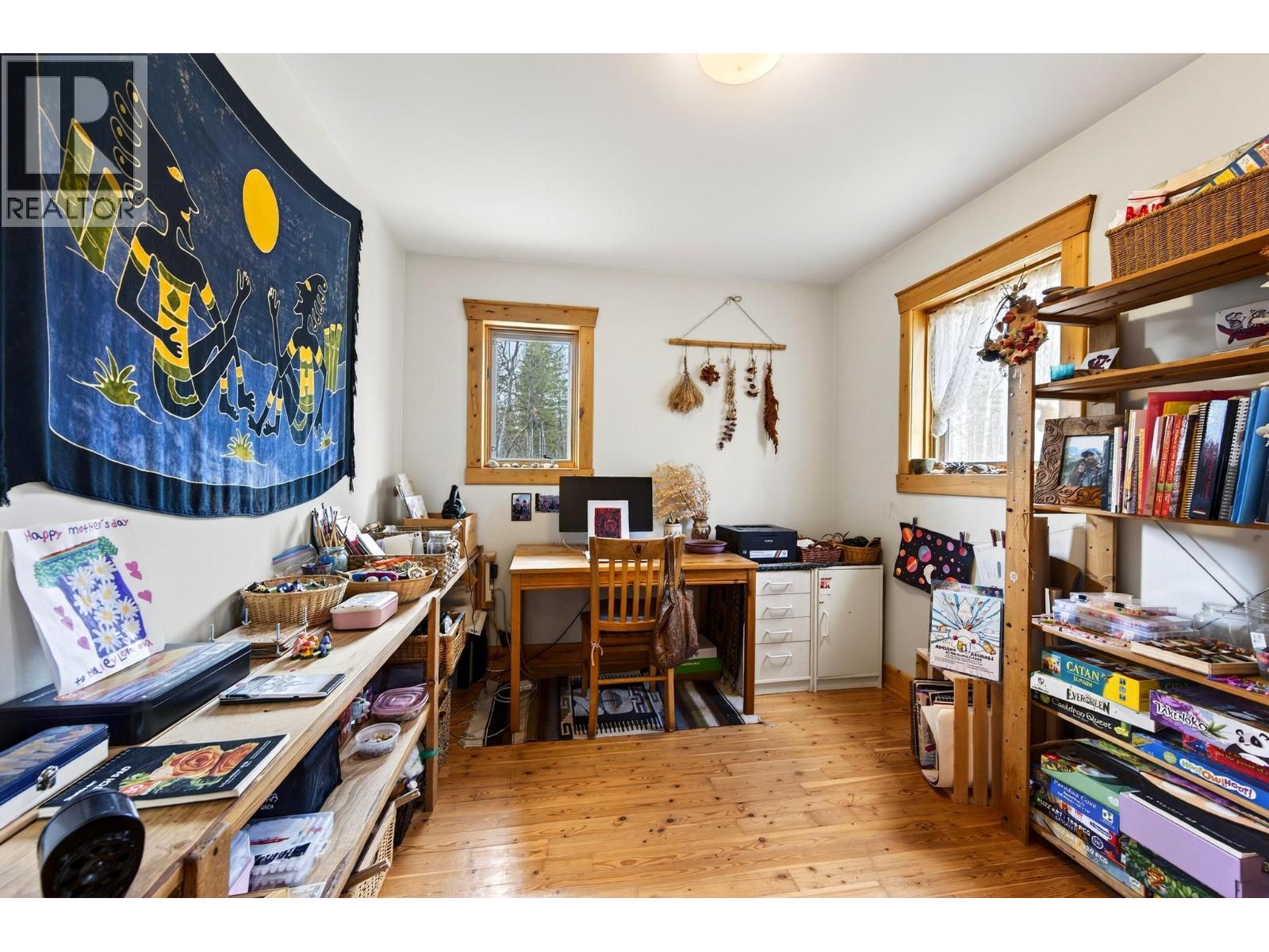 2487 SEWARD RD - 15