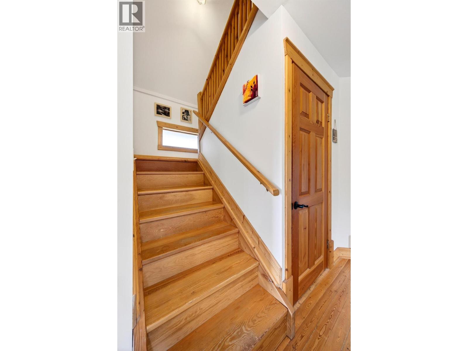 2487 SEWARD RD - 27