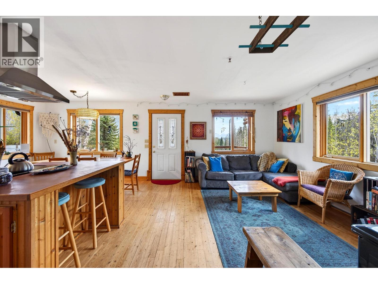 2487 SEWARD RD - 12