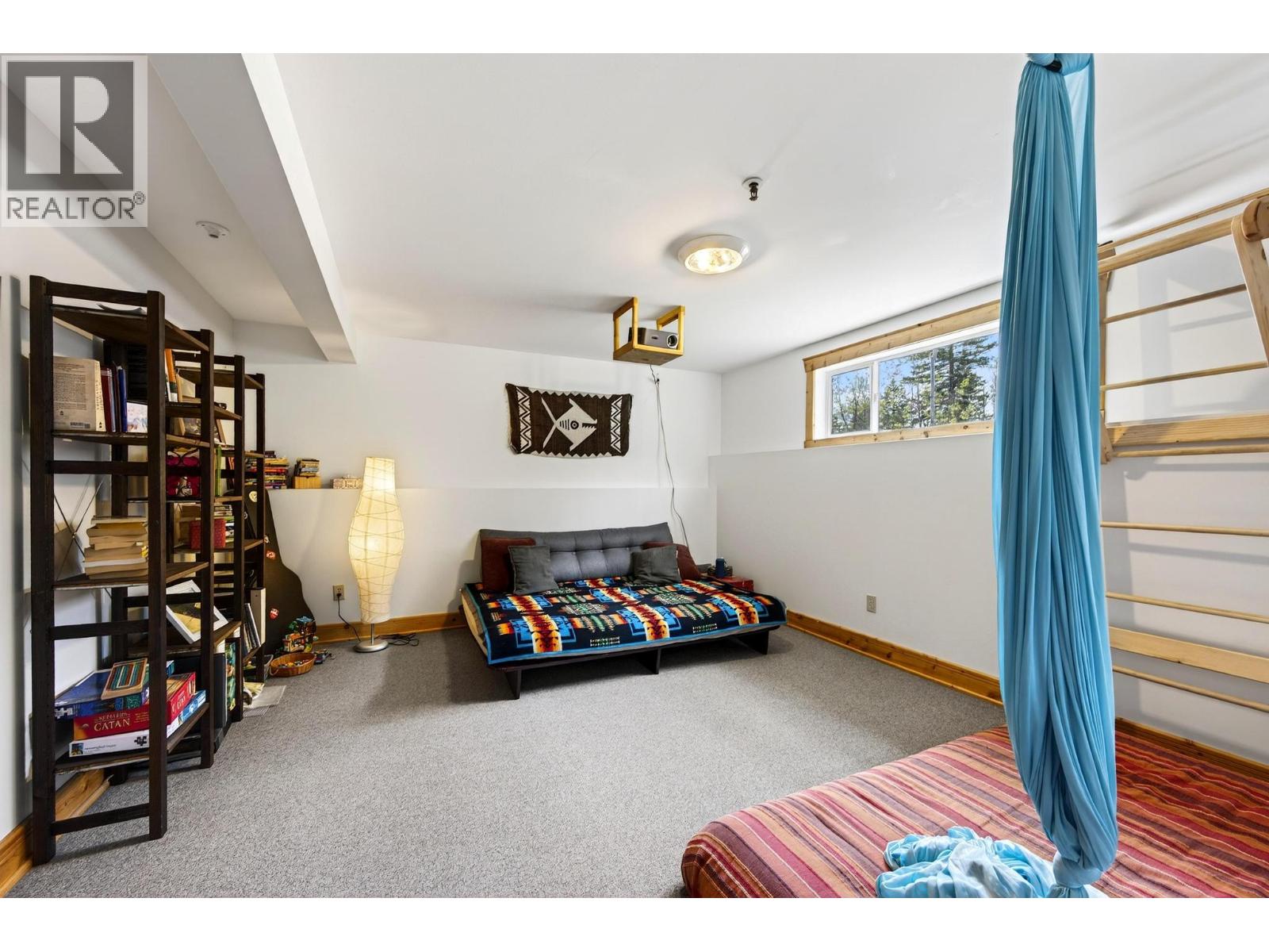 2487 SEWARD RD - 43