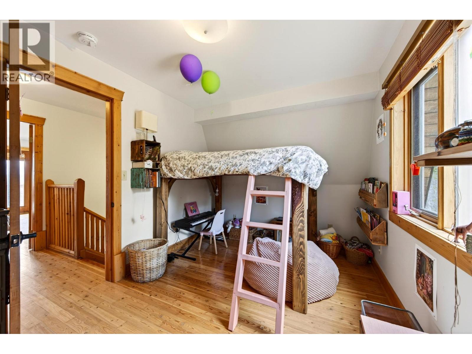 2487 SEWARD RD - 28