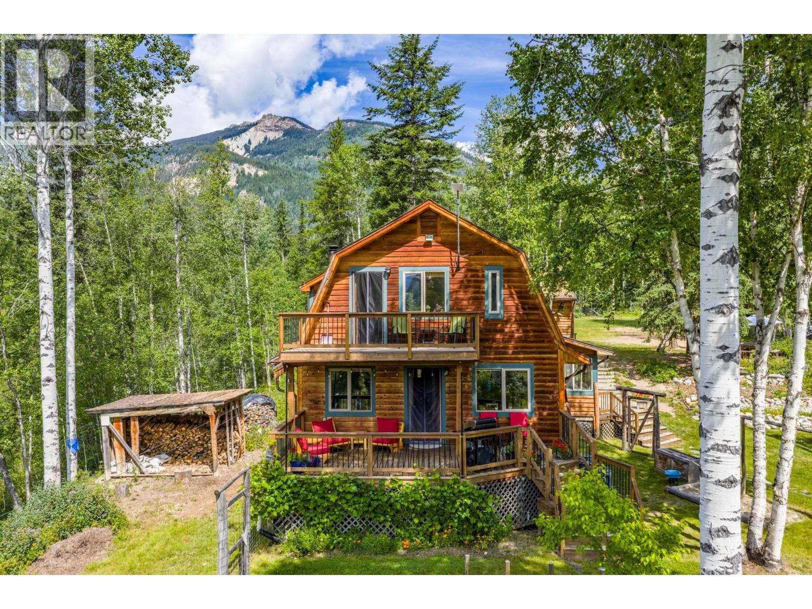 2487 SEWARD RD - 1