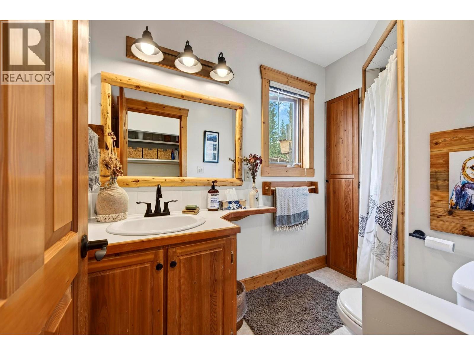 2487 SEWARD RD - 14