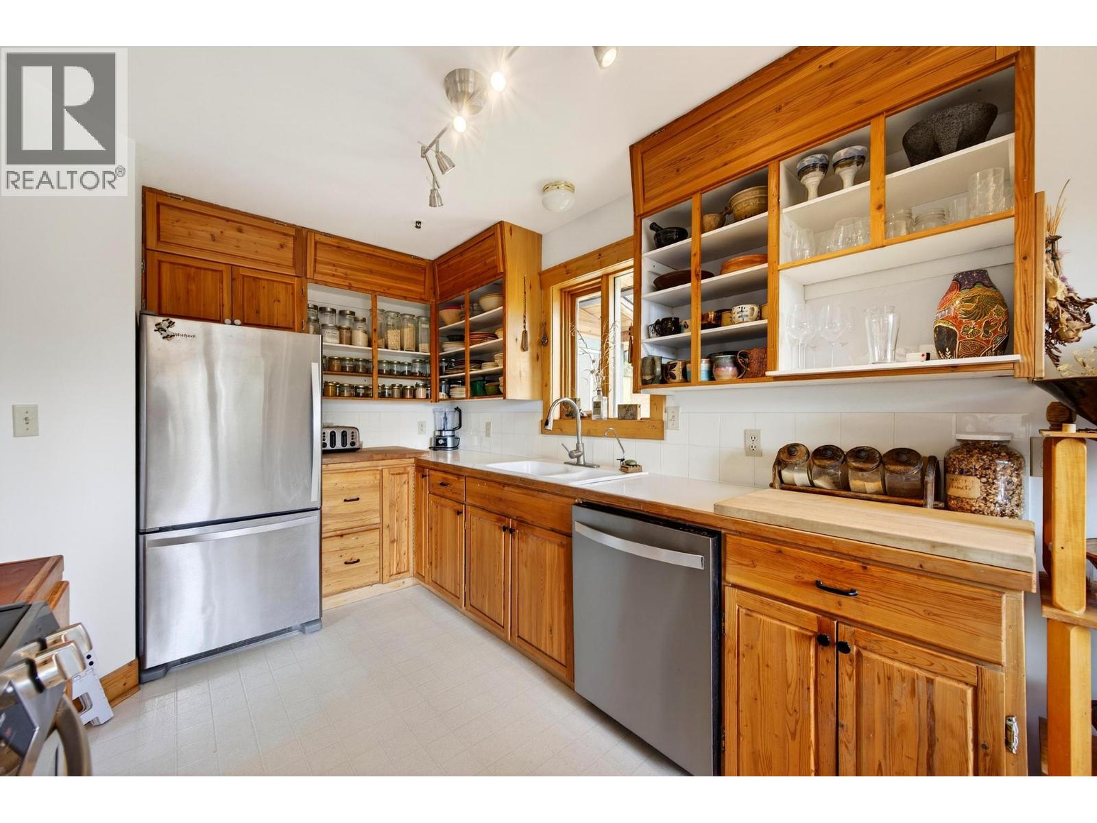 2487 SEWARD RD - 24