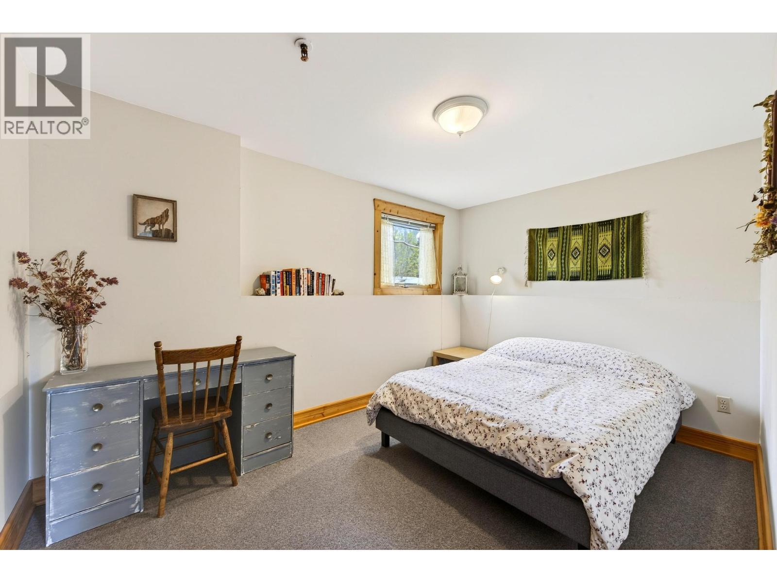 2487 SEWARD RD - 45