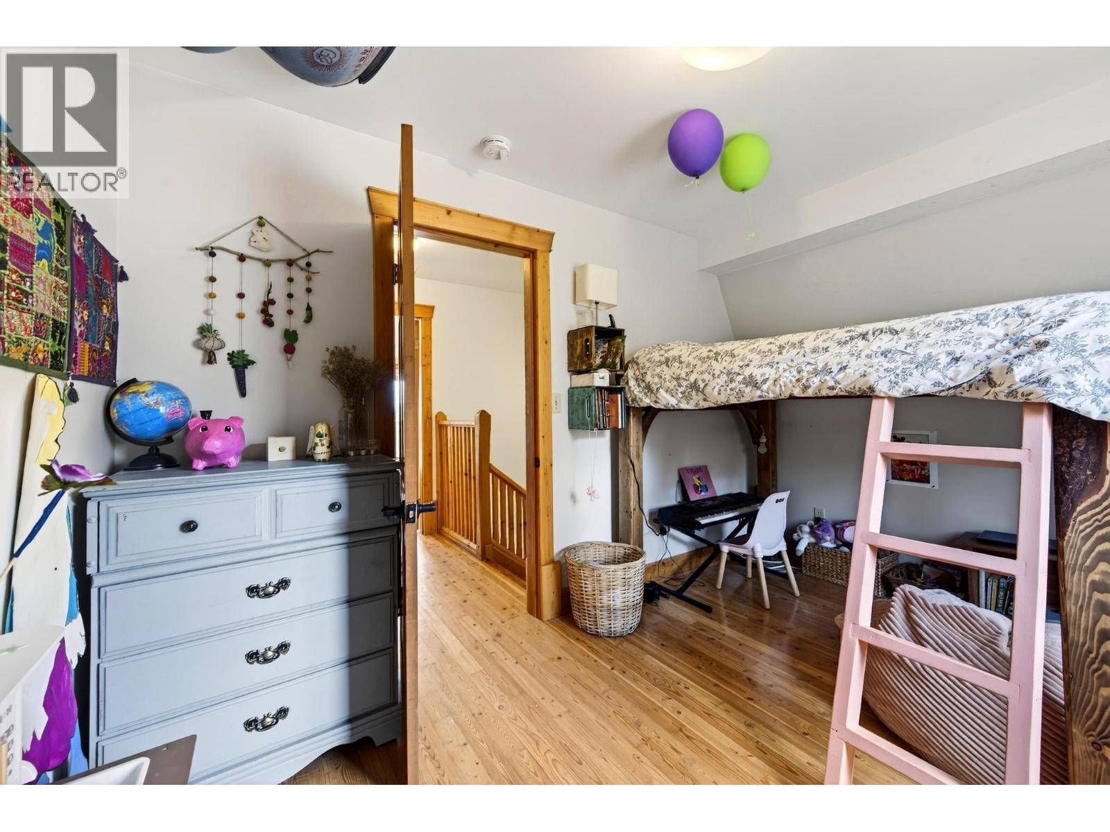 2487 SEWARD RD - 30