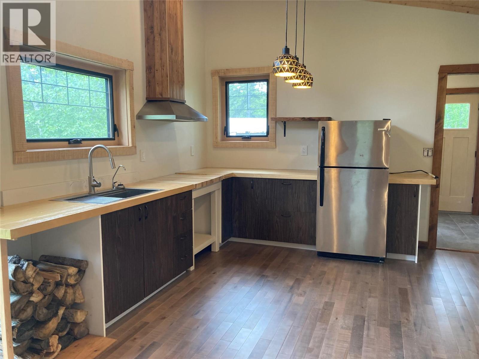 2487 SEWARD RD - 69