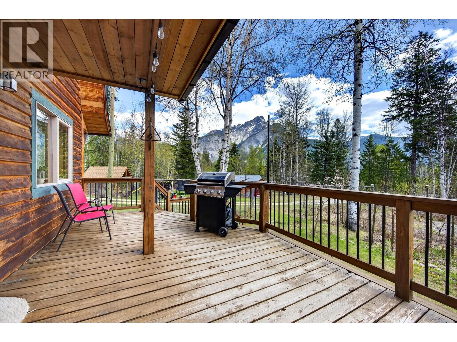 2487 SEWARD RD - 6