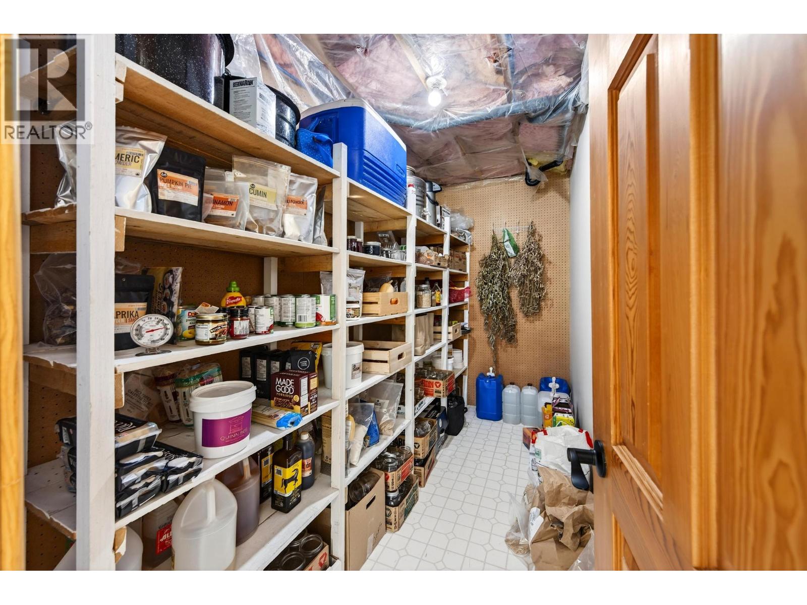 2487 SEWARD RD - 49