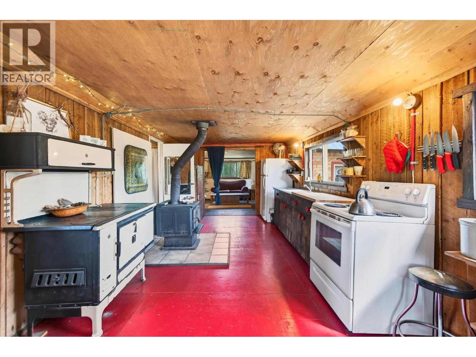 2487 SEWARD RD - 74