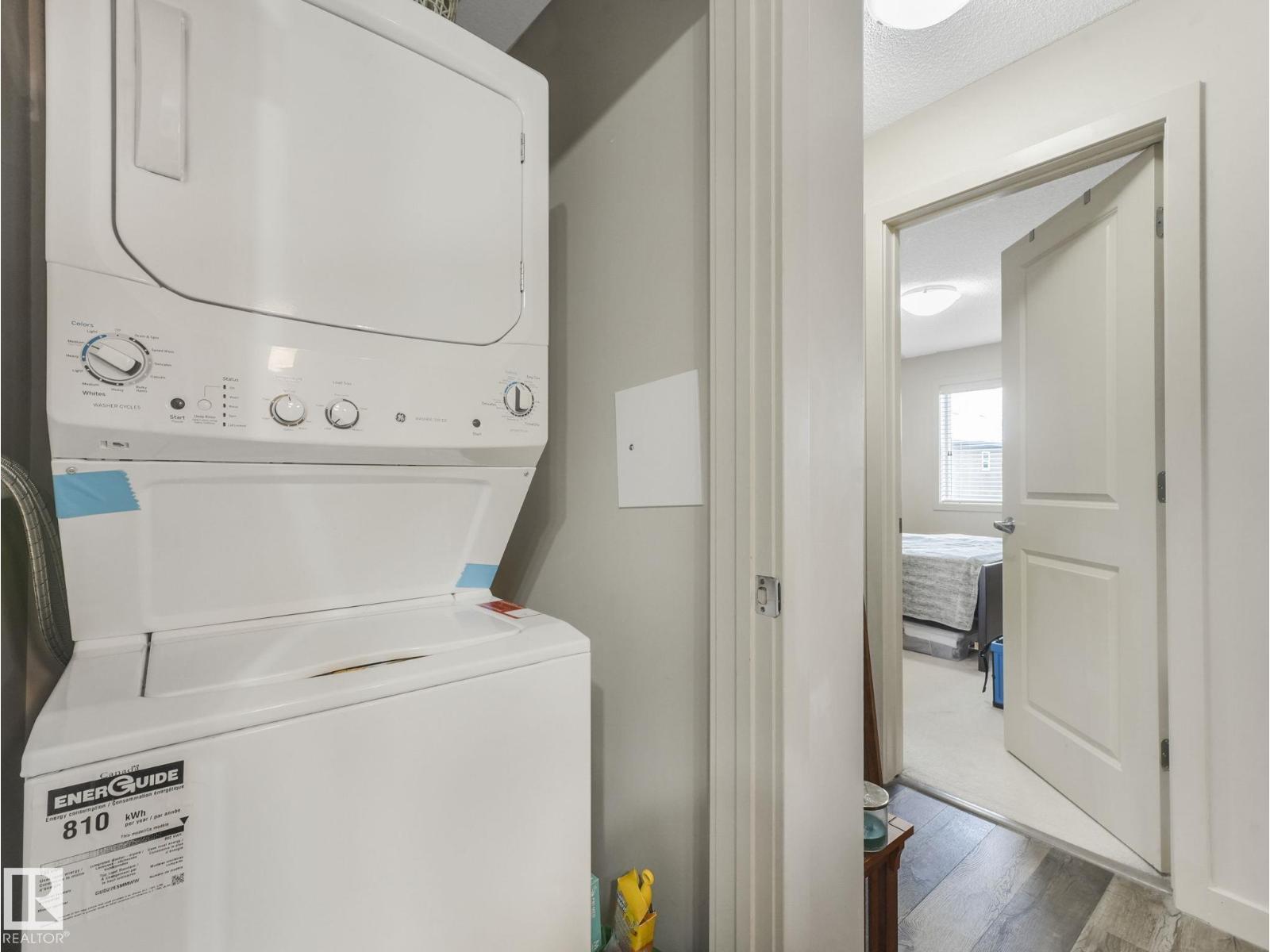 #212 508 ALBANY WY NW - 21