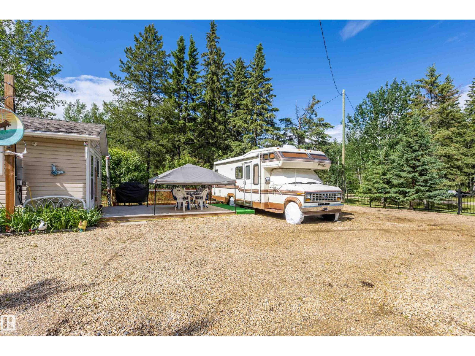 4103 Sylvan CV - 5