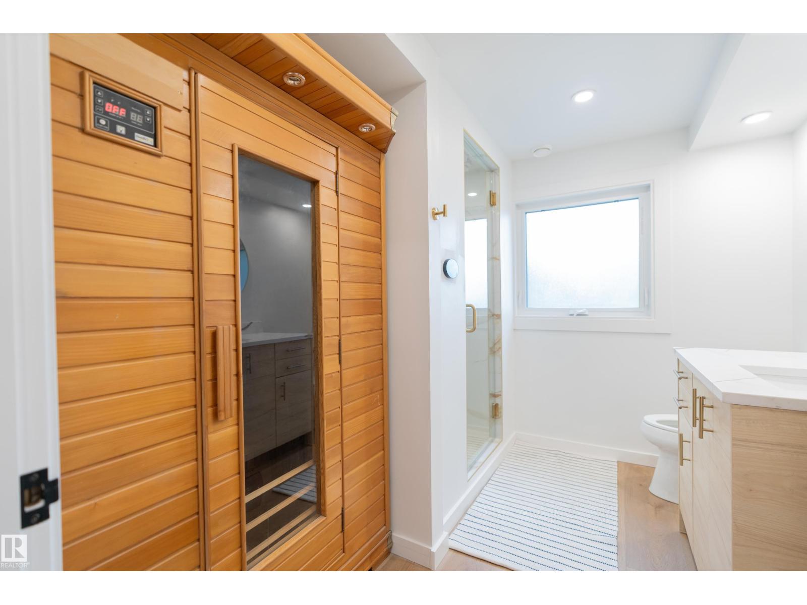 #21 26328 MEADOWVIEW DR - 30