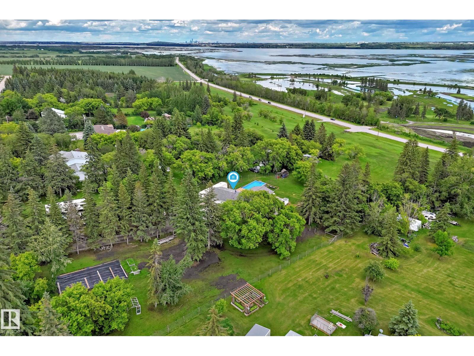 #21 26328 MEADOWVIEW DR - 50