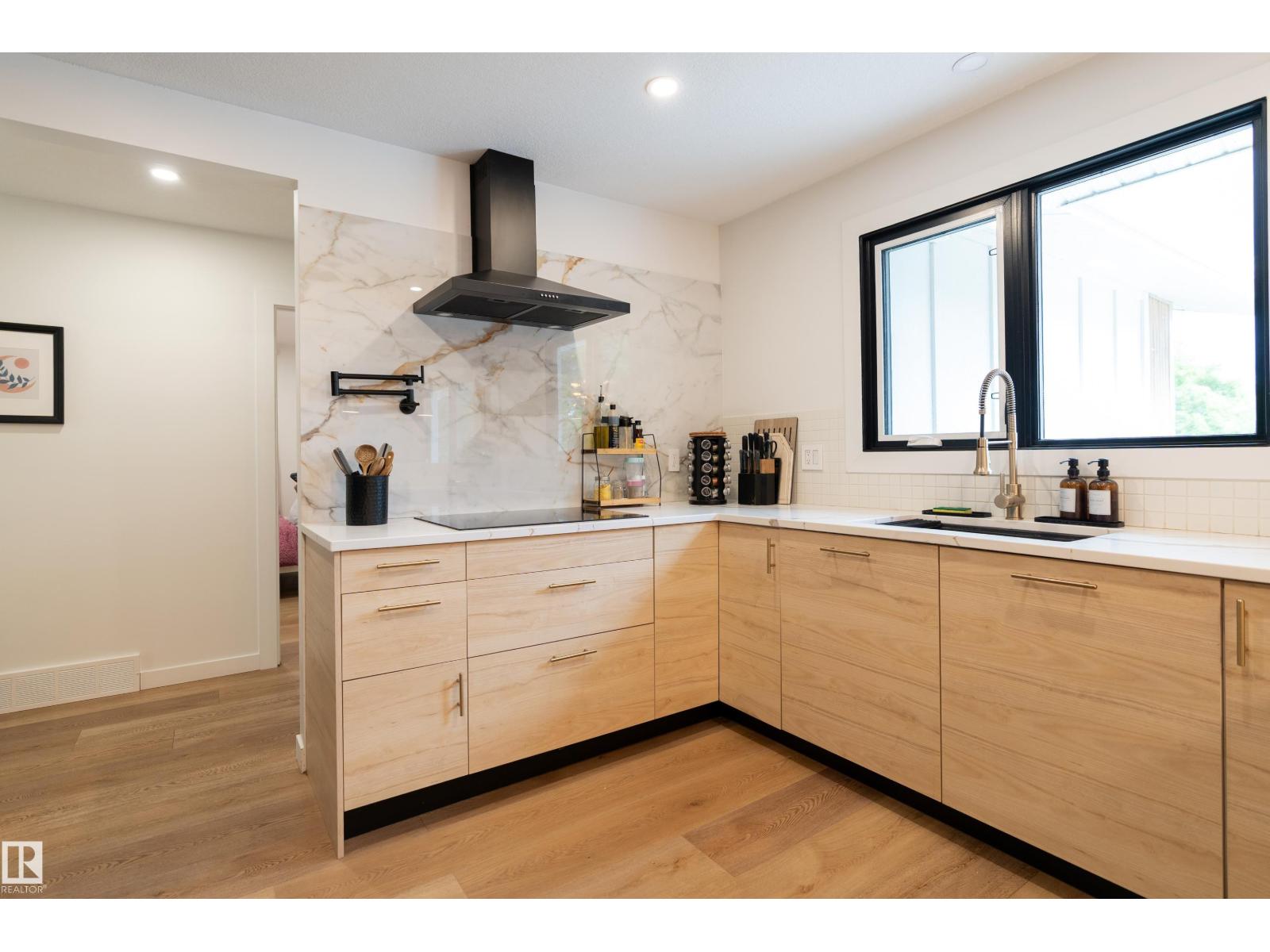 #21 26328 MEADOWVIEW DR - 7