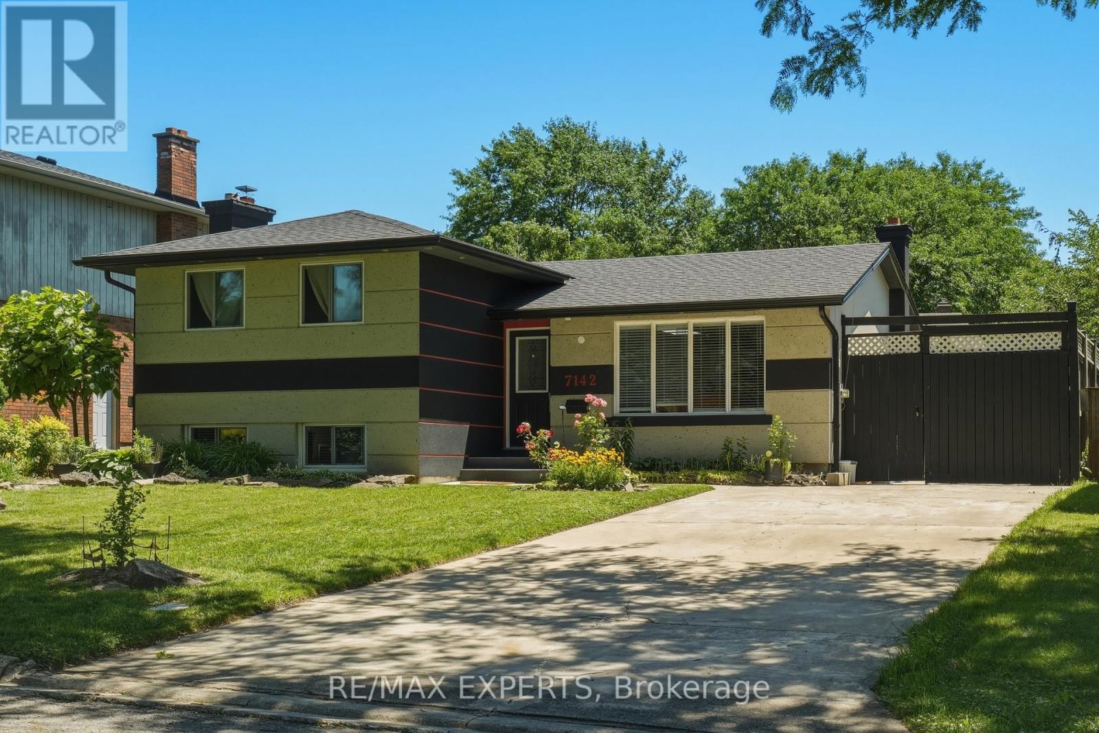 7142 ROSSEAU PLACE - 4